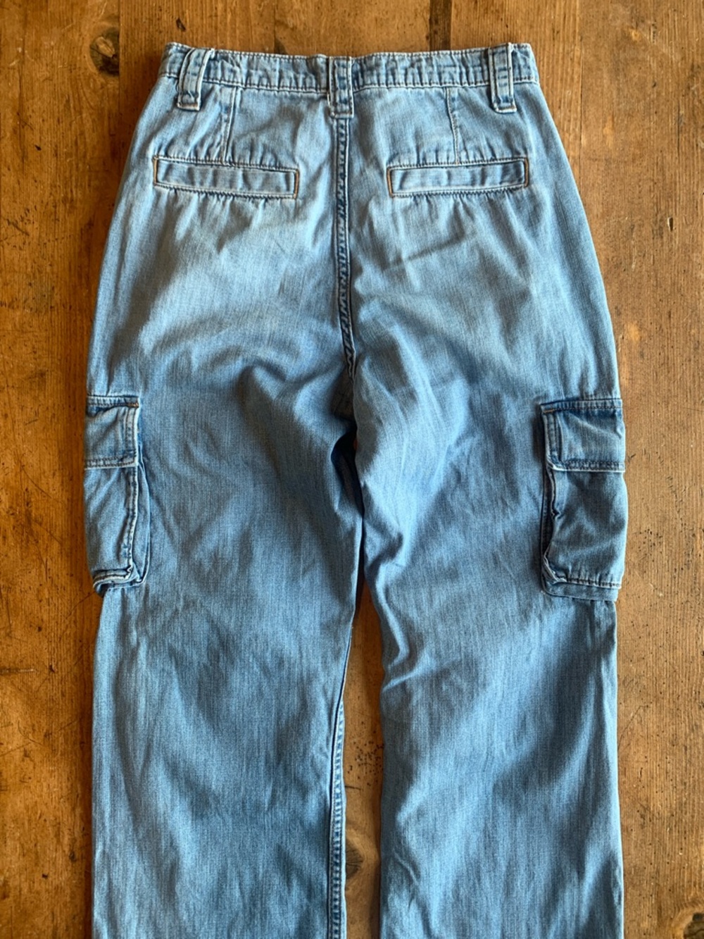 Banana Republic Blue Barrel Cargo Jeans - Picture 11 of 16
